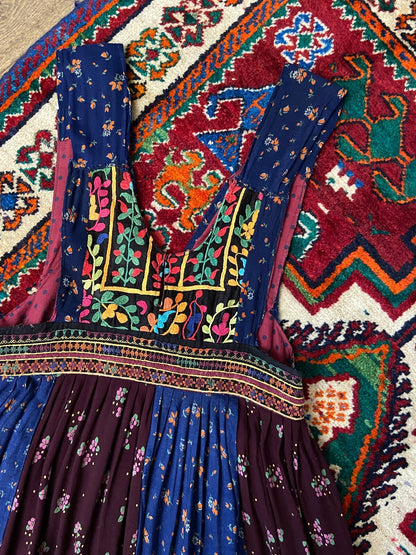 Vintage 1970s Sleeveless Afghan Dress