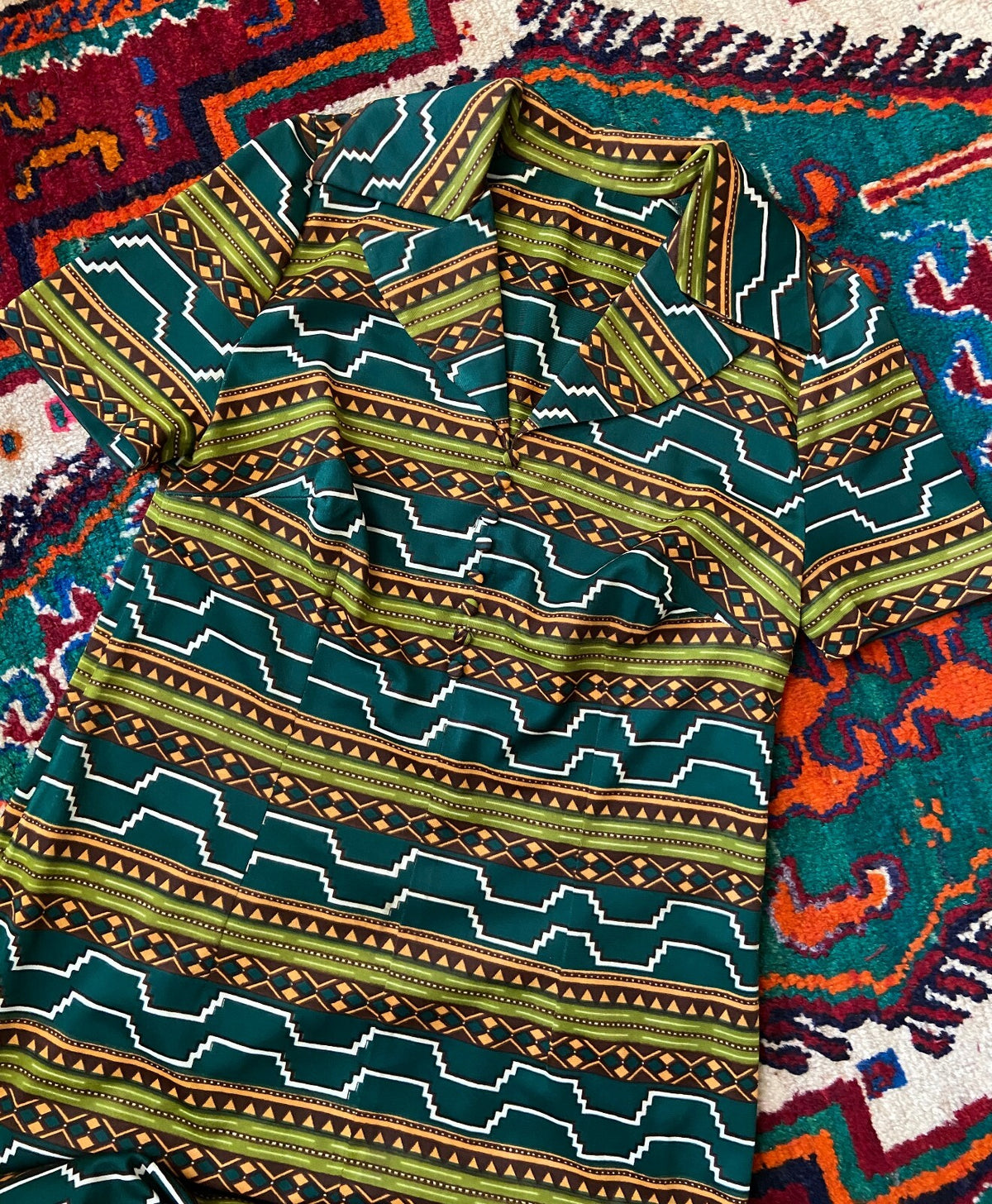 Vintage 1970s Green Geometric Print Shirt Dress