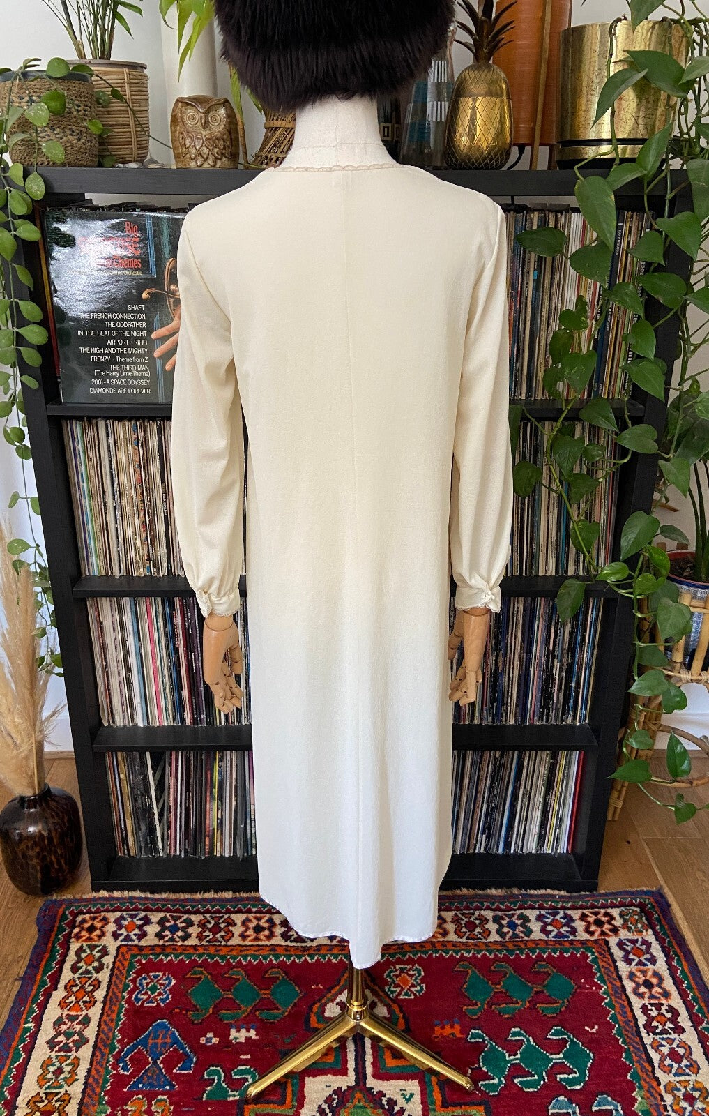 Vintage 1970s Cream Lace Detail Nightdress