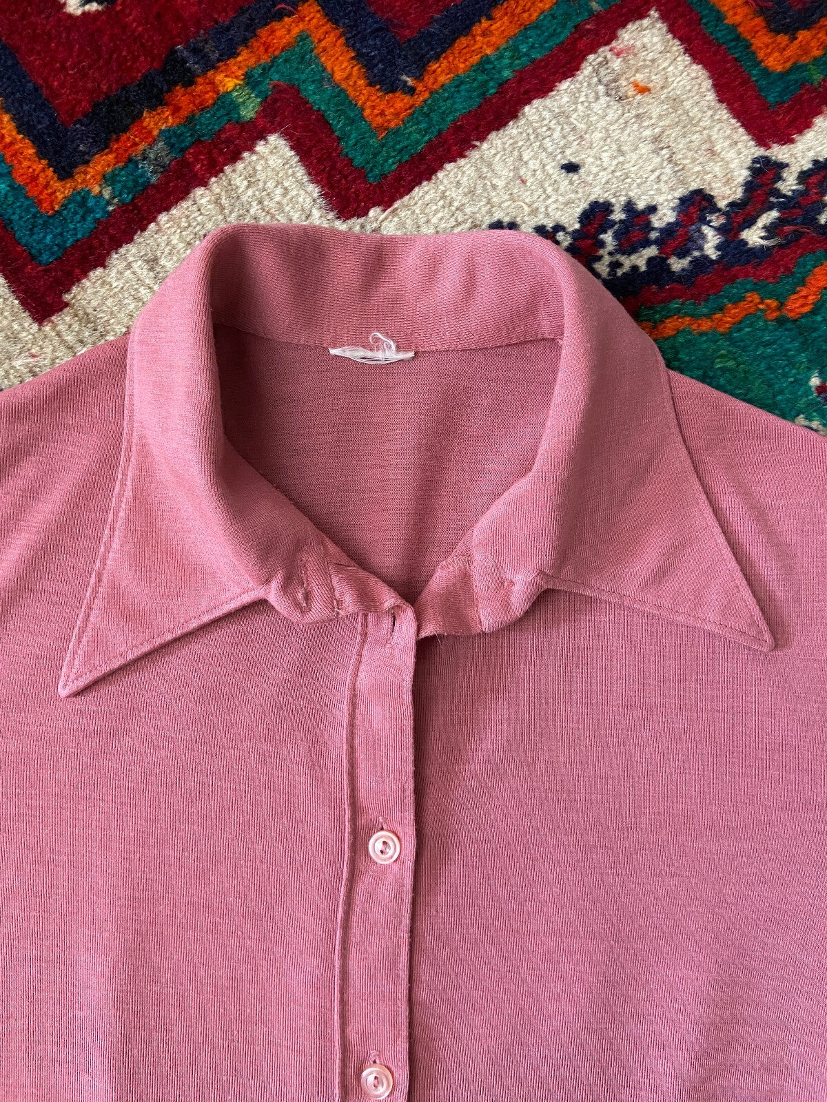 Vintage 1970s Pink Knit Dagger Collar Shirt