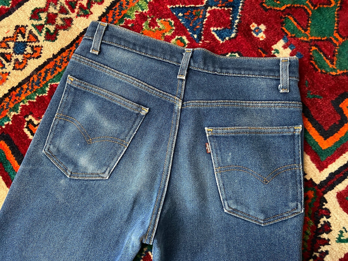 Vintage 90s Levis 517 Bootcut Jeans W30