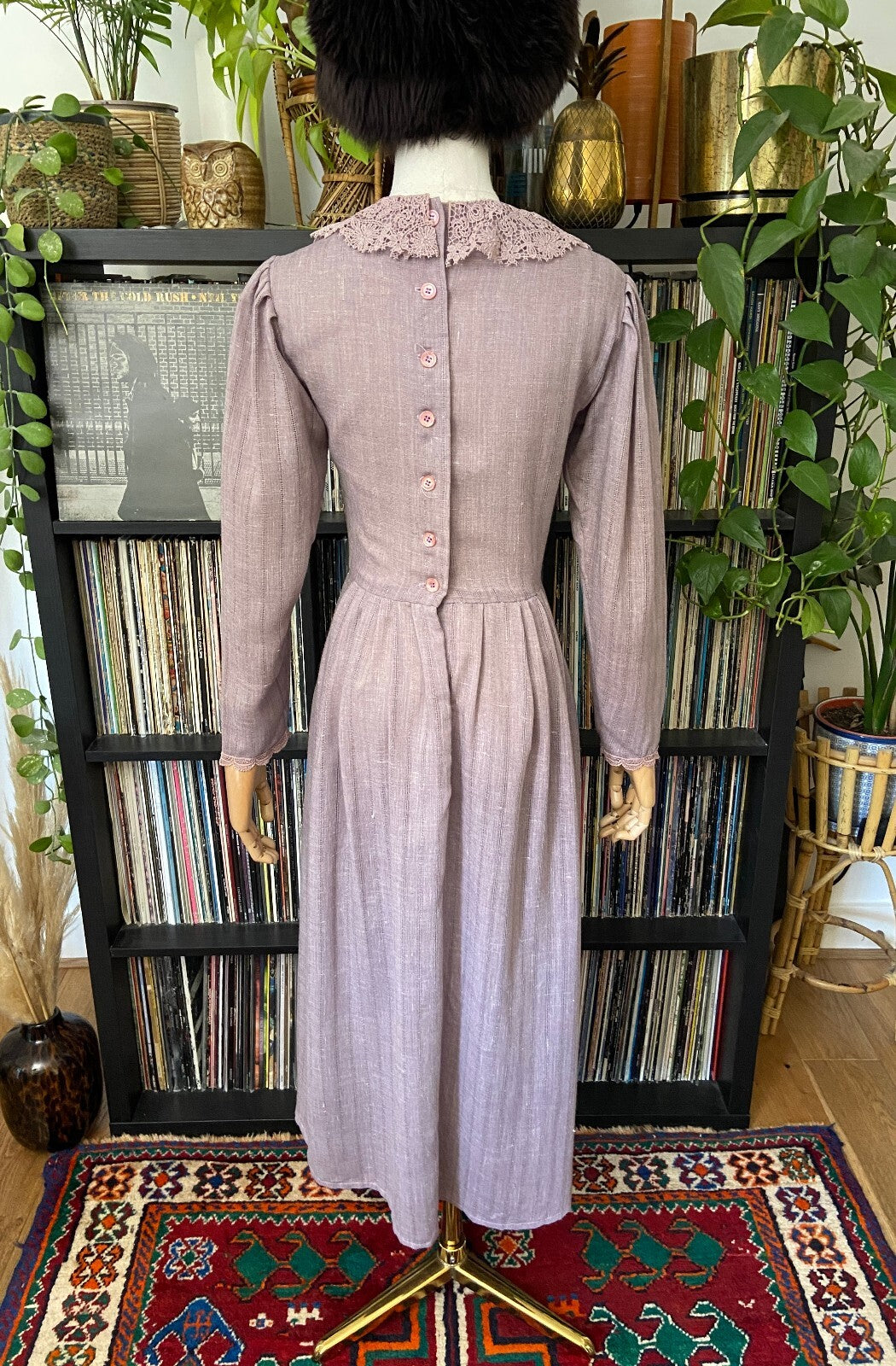Vintage 1970s Lilac Lace Collar Prairie Dress