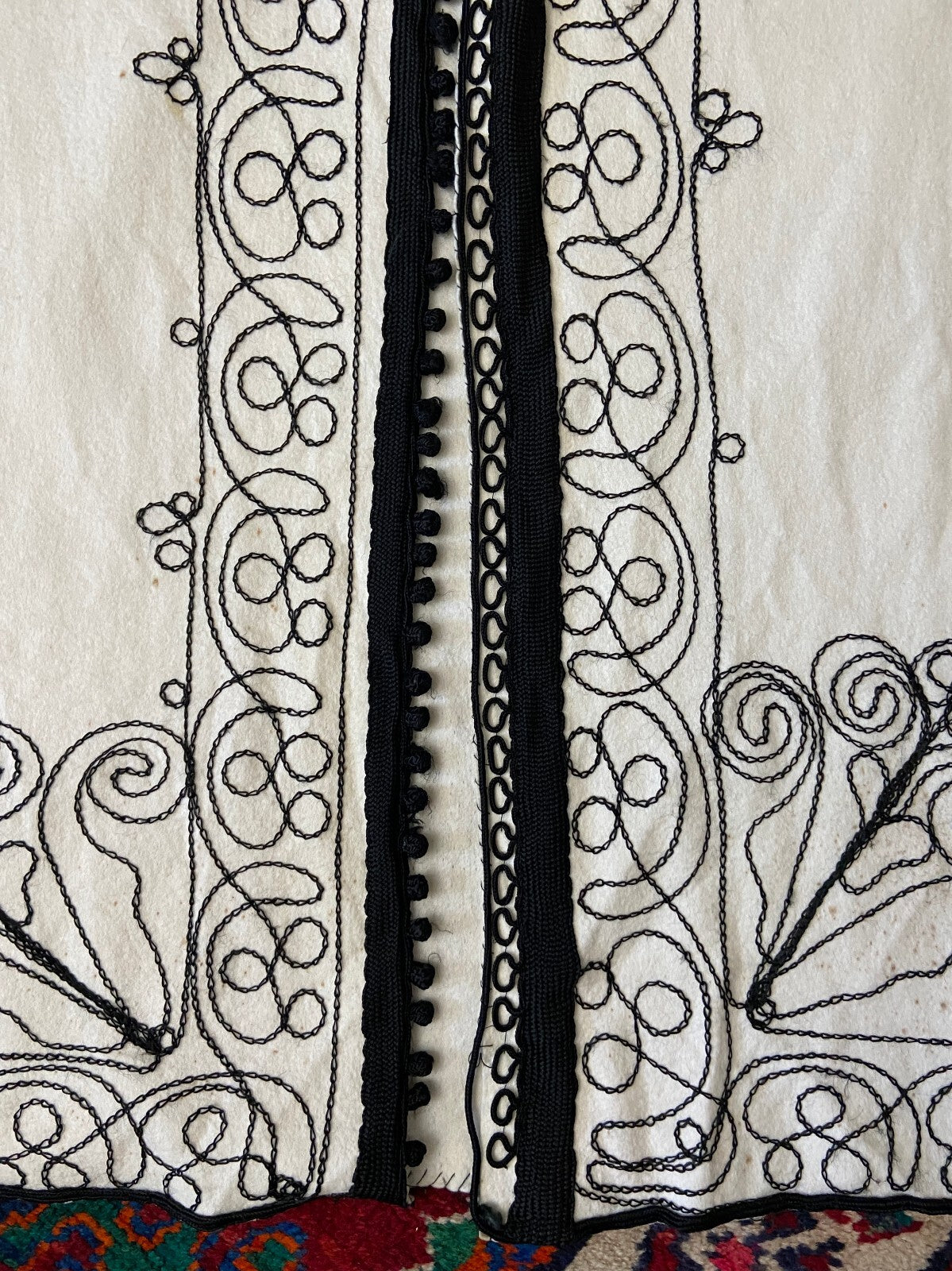 Vintage 1970s Cream & Black Button Down Kaftan