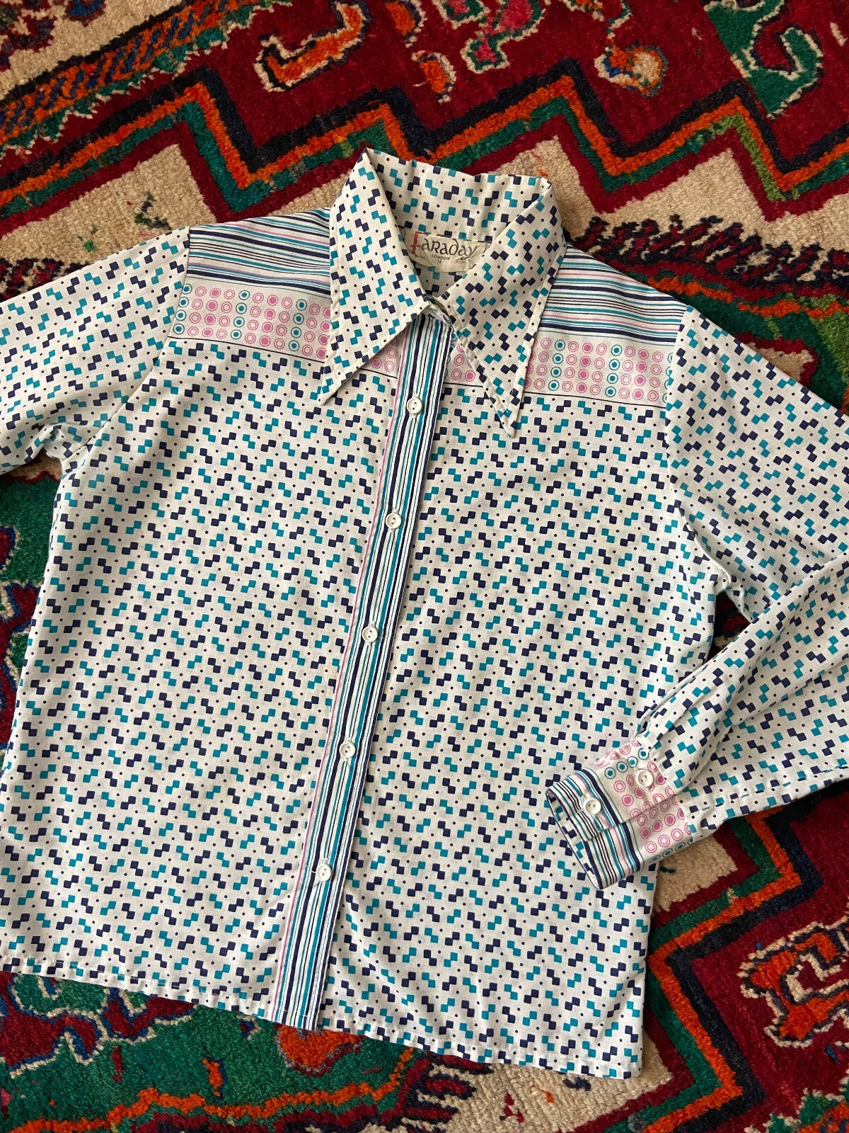 Vintage 1970s Geometric Print Dagger Collar Shirt