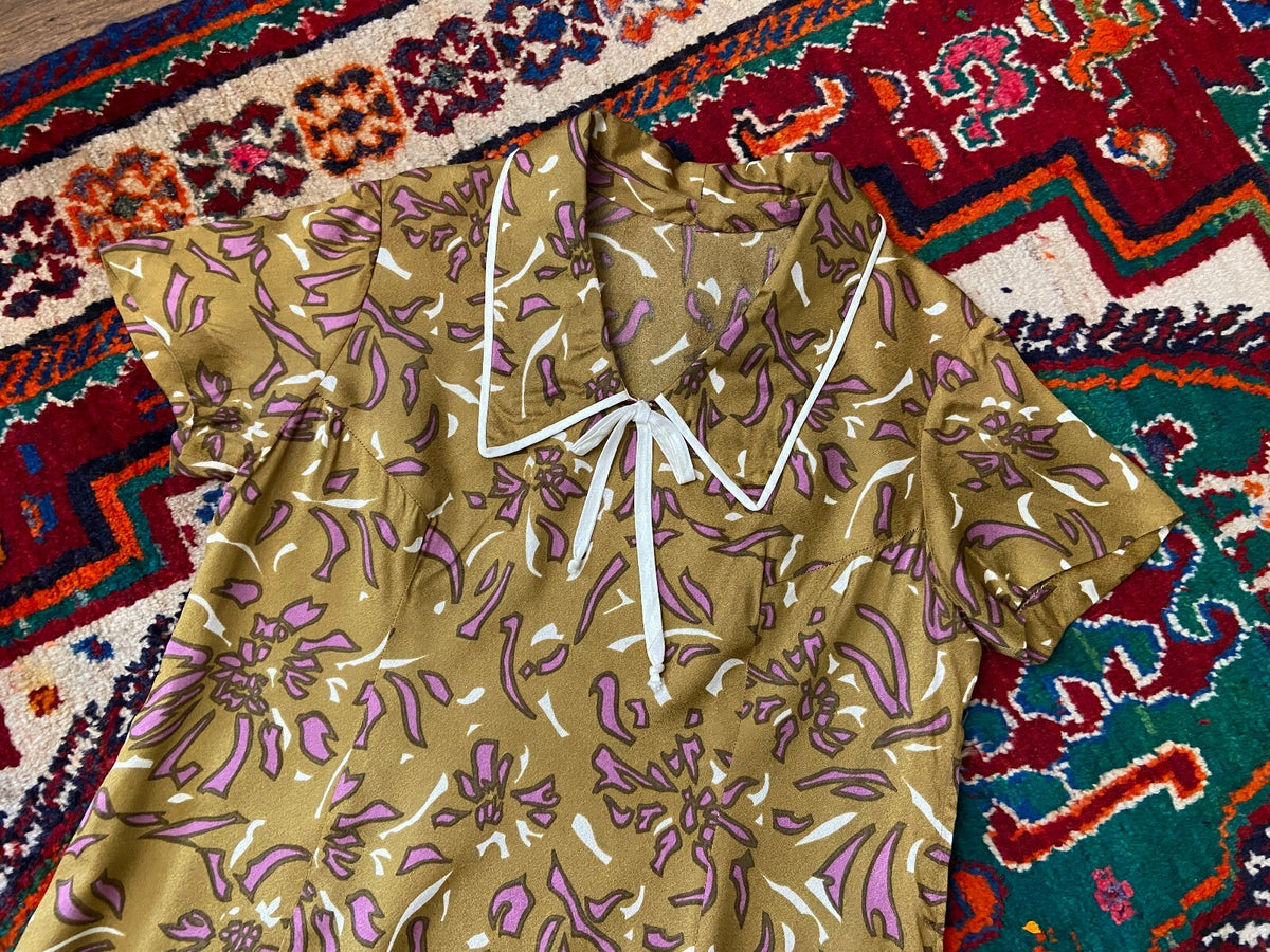 Vintage 1970s Ochre Collared Dress