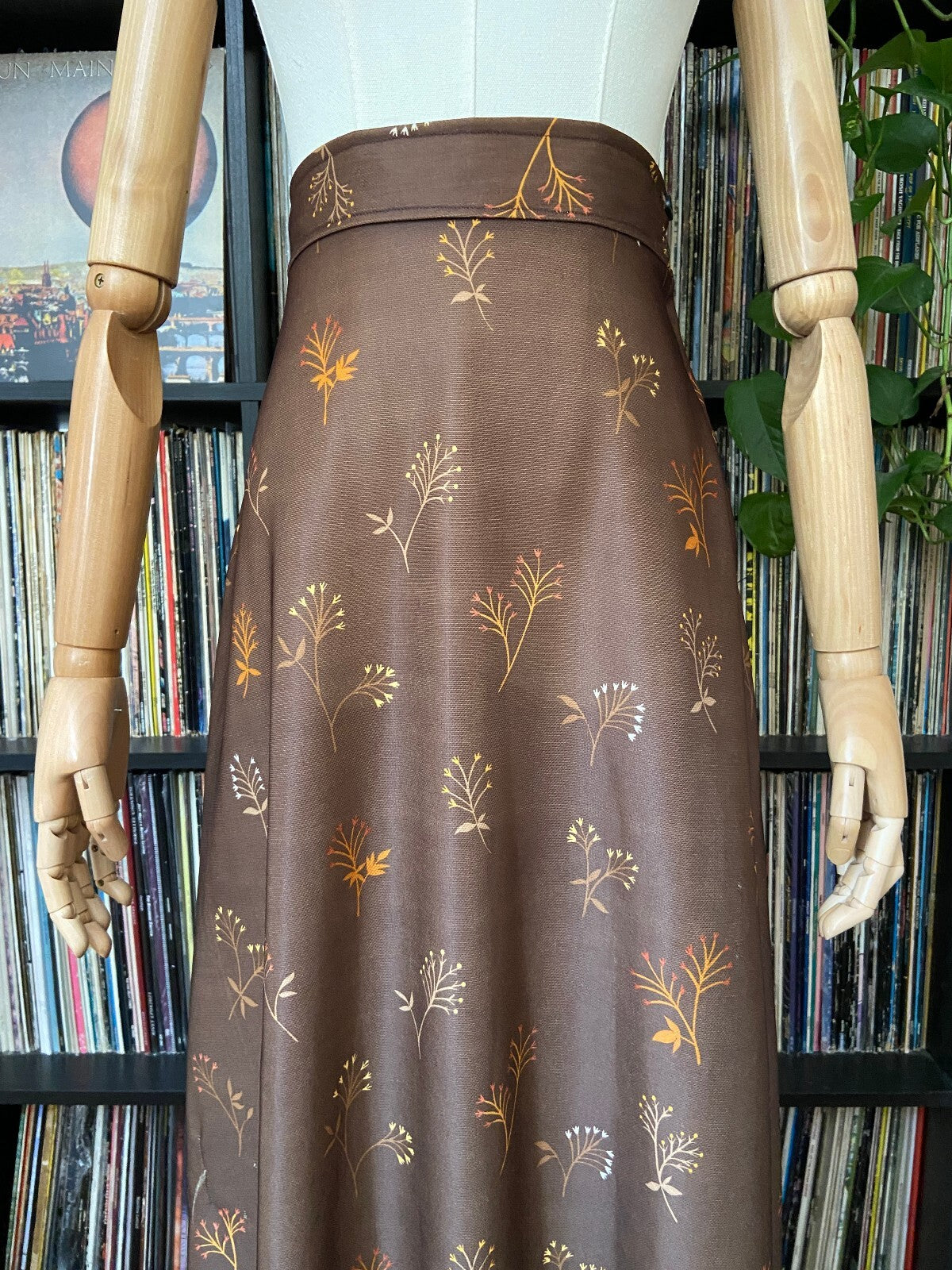 Vintage 1970s Brown Floral Maxi Skirt