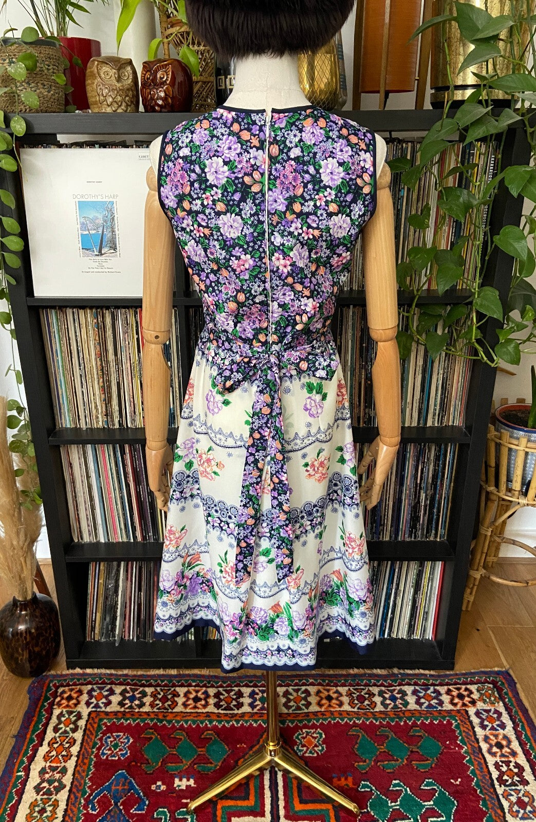 Vintage 1960s Sleeveless Floral Dress