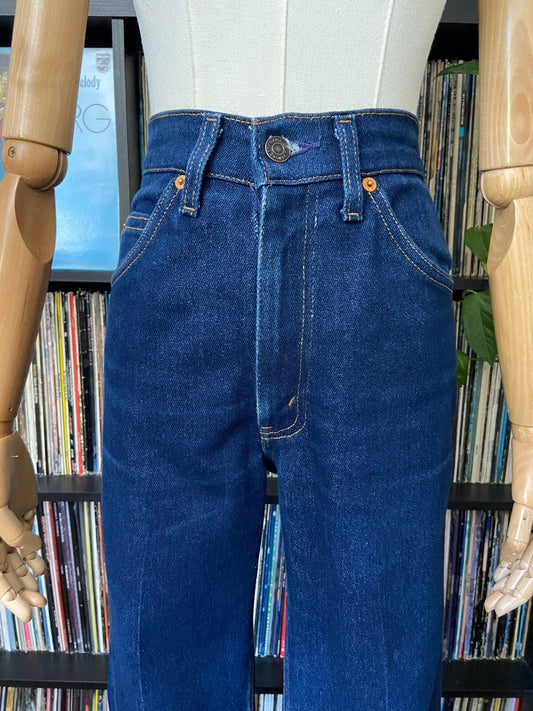 Vintage Levis 417 Orange Tab Bootcut Jeans W29