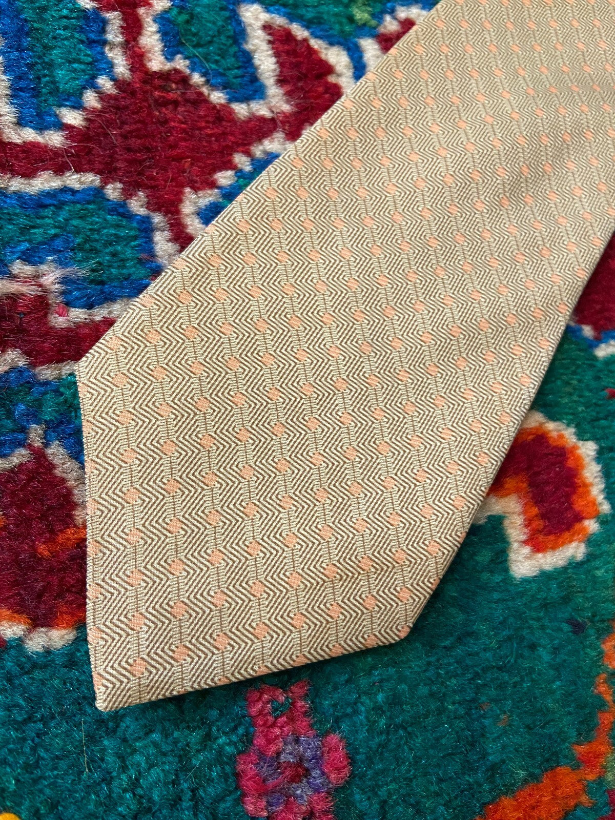 Vintage 1980s Peach & Beige Tie