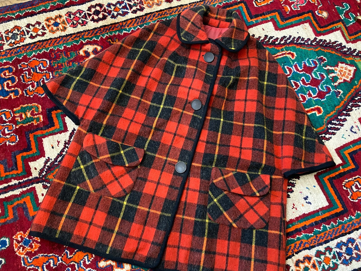Vintage 1960s Tartan Plaid Cape Coat