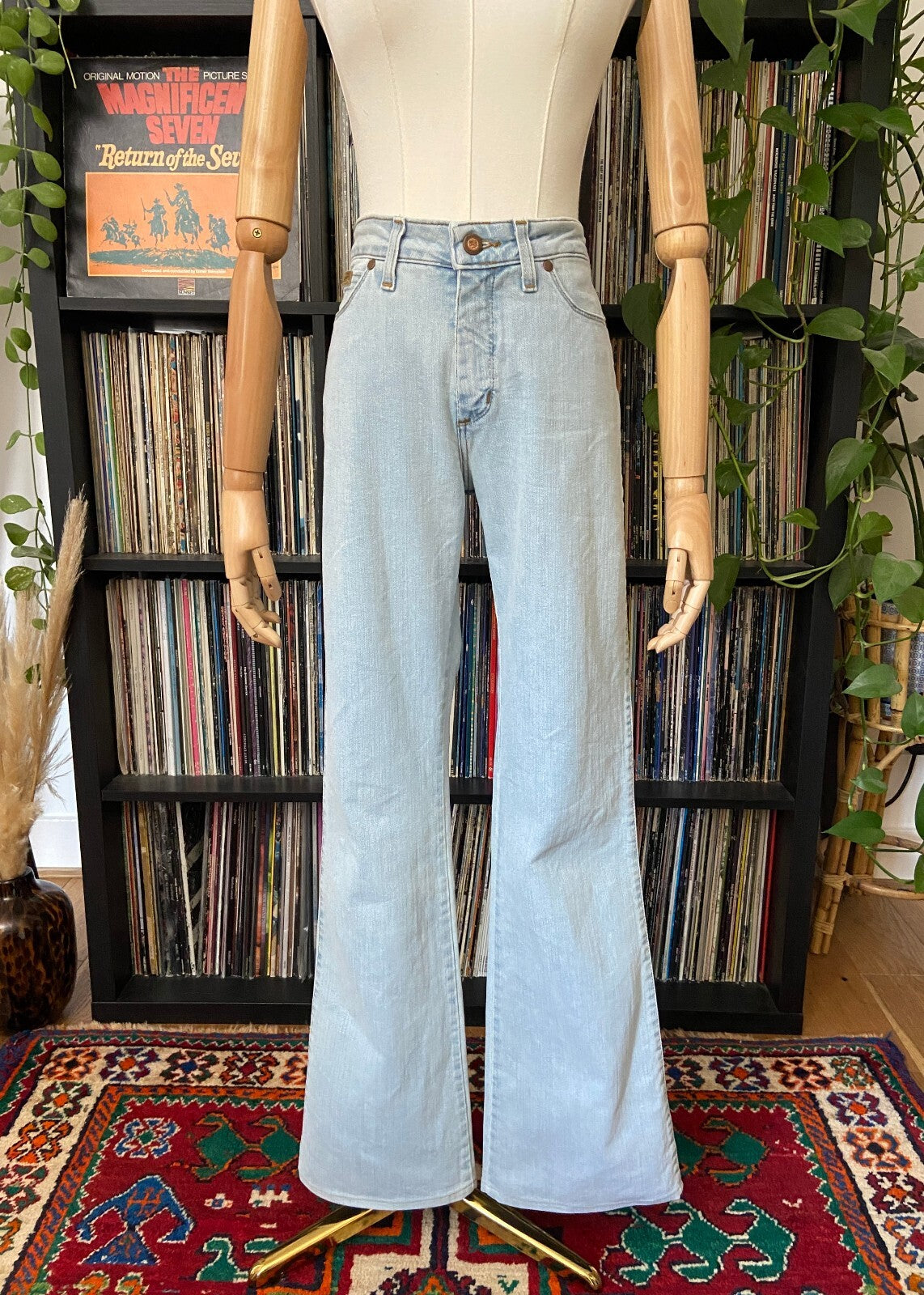 Wrangler Pale Blue Flared Jeans W30