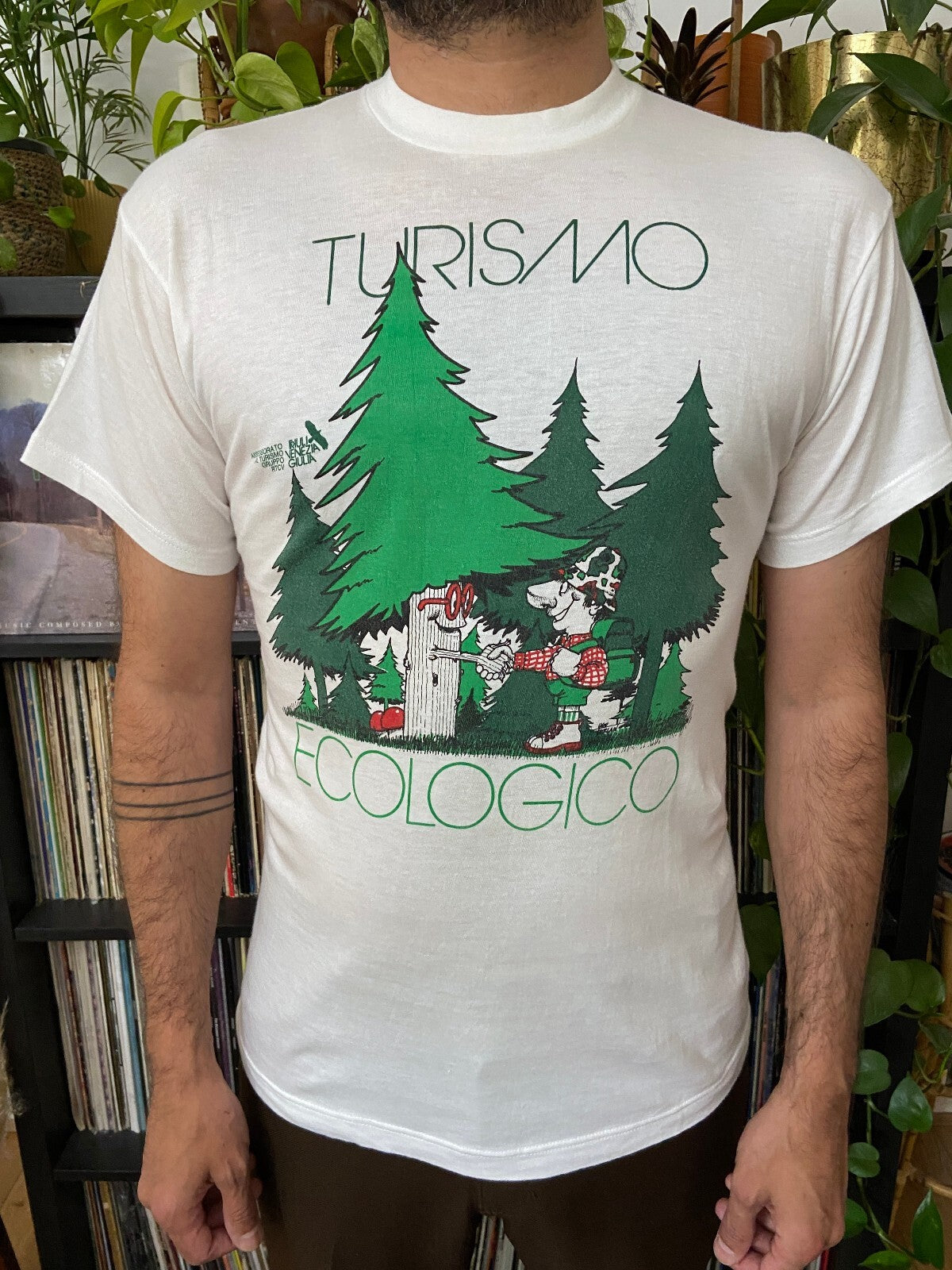 Vintage 1980s Italian Turismo Ecologico T-Shirt
