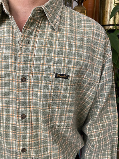 Vintage 90s Green Linen Wrangler Shirt