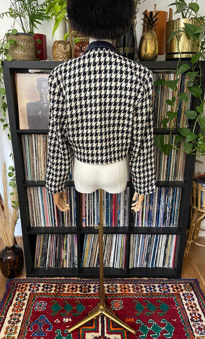 Vintage 1980s B&W Houndstooth Cropped Blazer