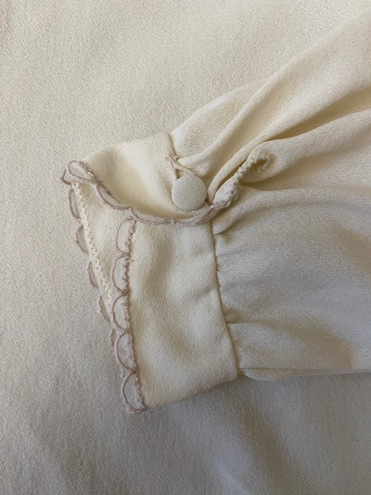 Vintage 1970s Cream Lace Detail Nightdress