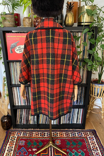 Vintage 1960s Tartan Plaid Cape Coat