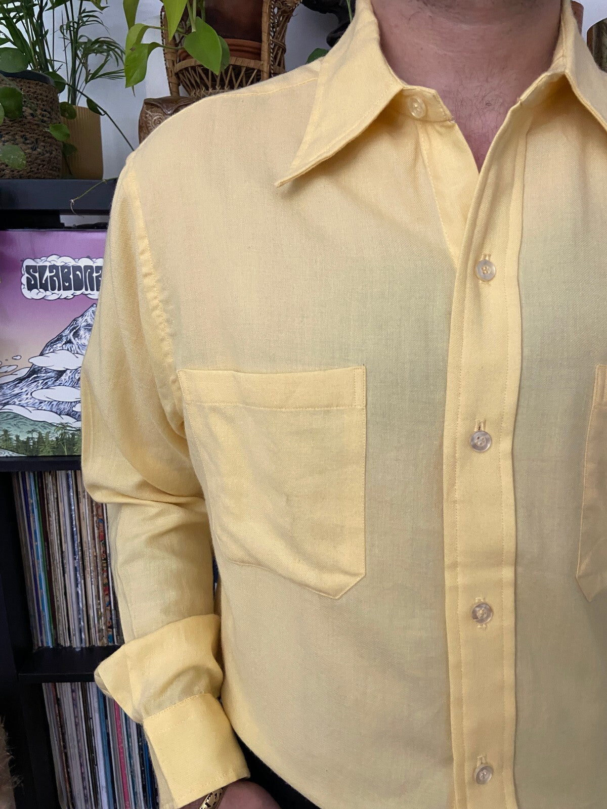 Vintage 1970s Yellow Wool-Rich Dagger Collar Shirt