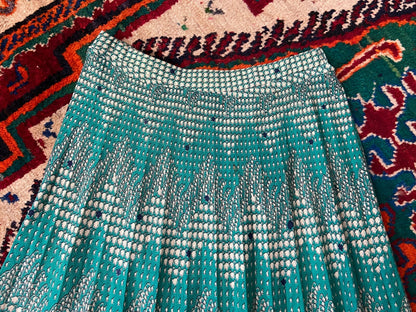Vintage 1970s Green Tulip Print Pleated Skirt