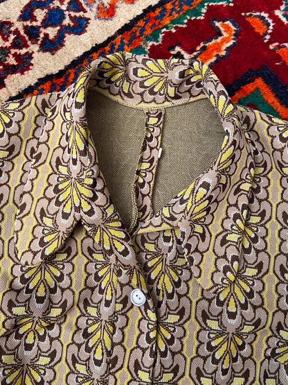 Vintage 1970s Beige Print Beagle Collar Dress