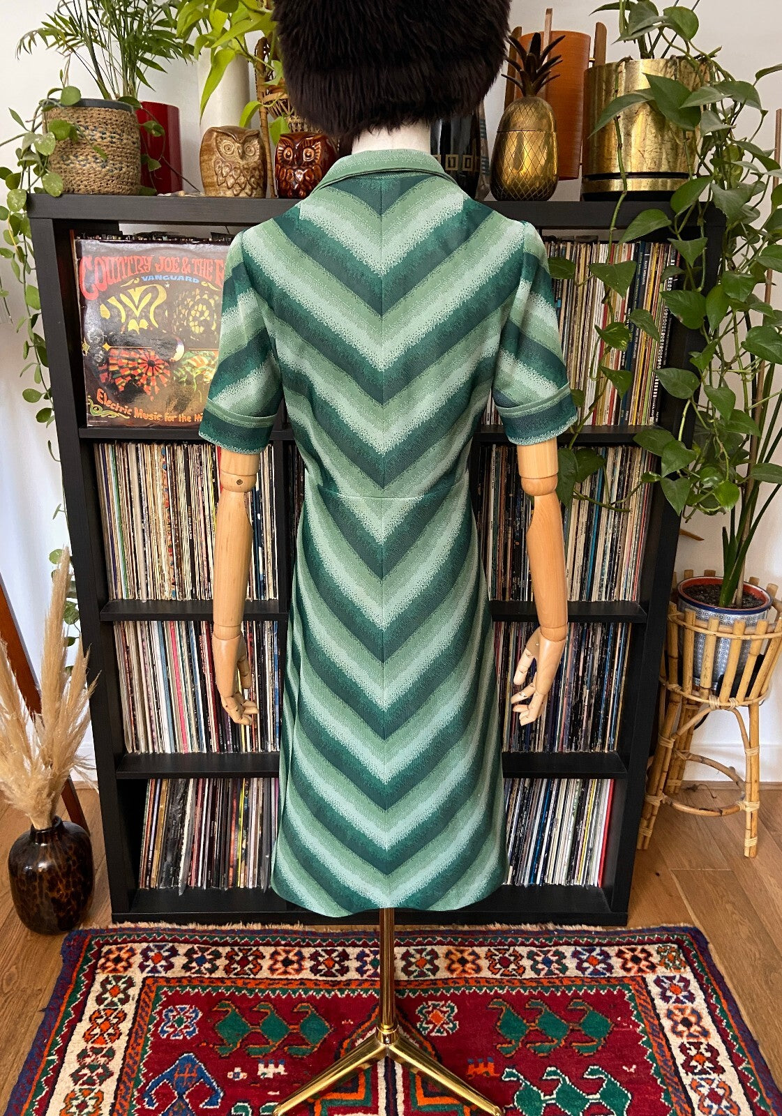 Vintage 1970s Green Chevron Knit Dress