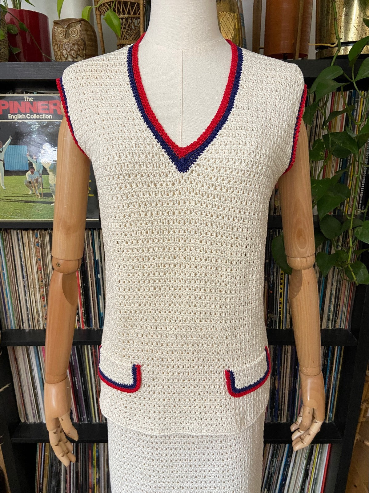 Vintage 1970s Cream Crochet Two Piece Mod Set