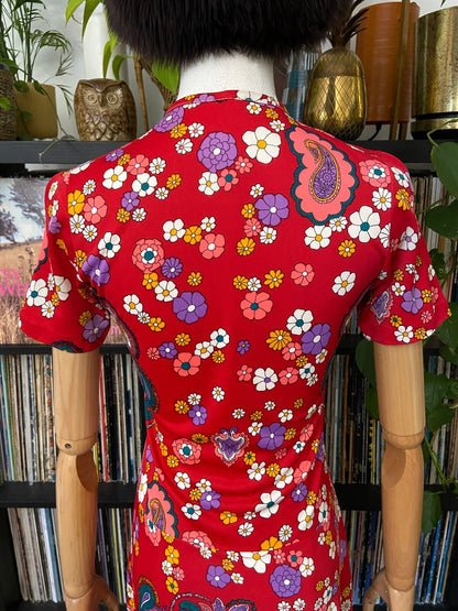 Vintage 1960s Deadstock Psychedelic Print Mini Dress