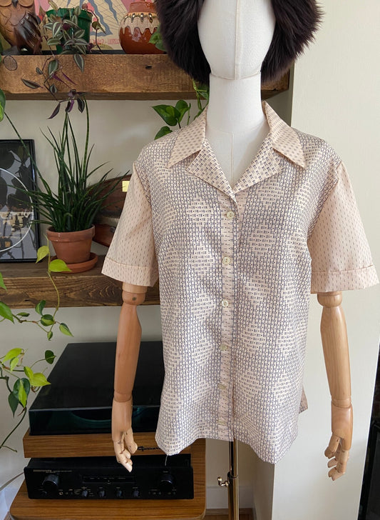 Vintage 1980s Peach Italian Short Sleeve Shirt
