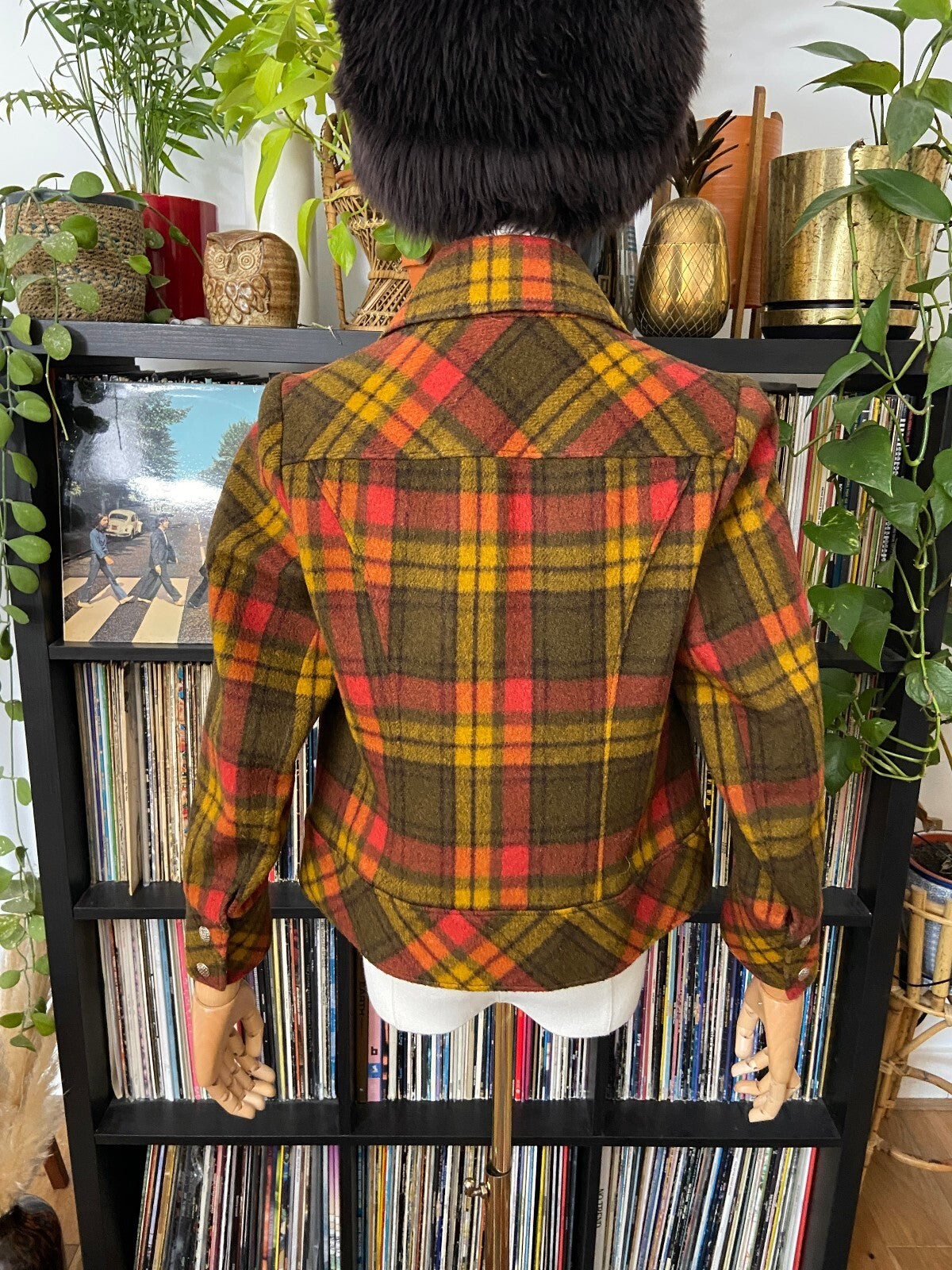 Vintage 1970s Brown & Red Plaid Cropped Jacket
