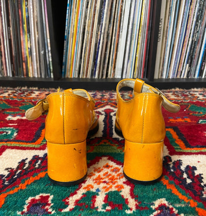 Vintage 1960s Orange Patent Mary Janes UK 5