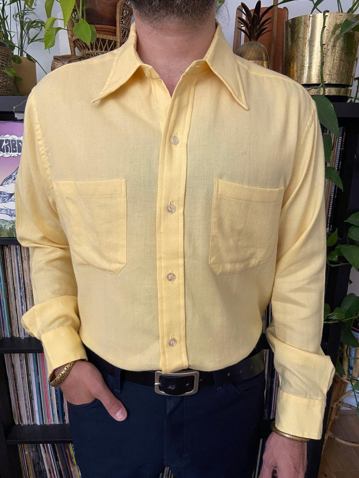 Vintage 1970s Yellow Wool-Rich Dagger Collar Shirt