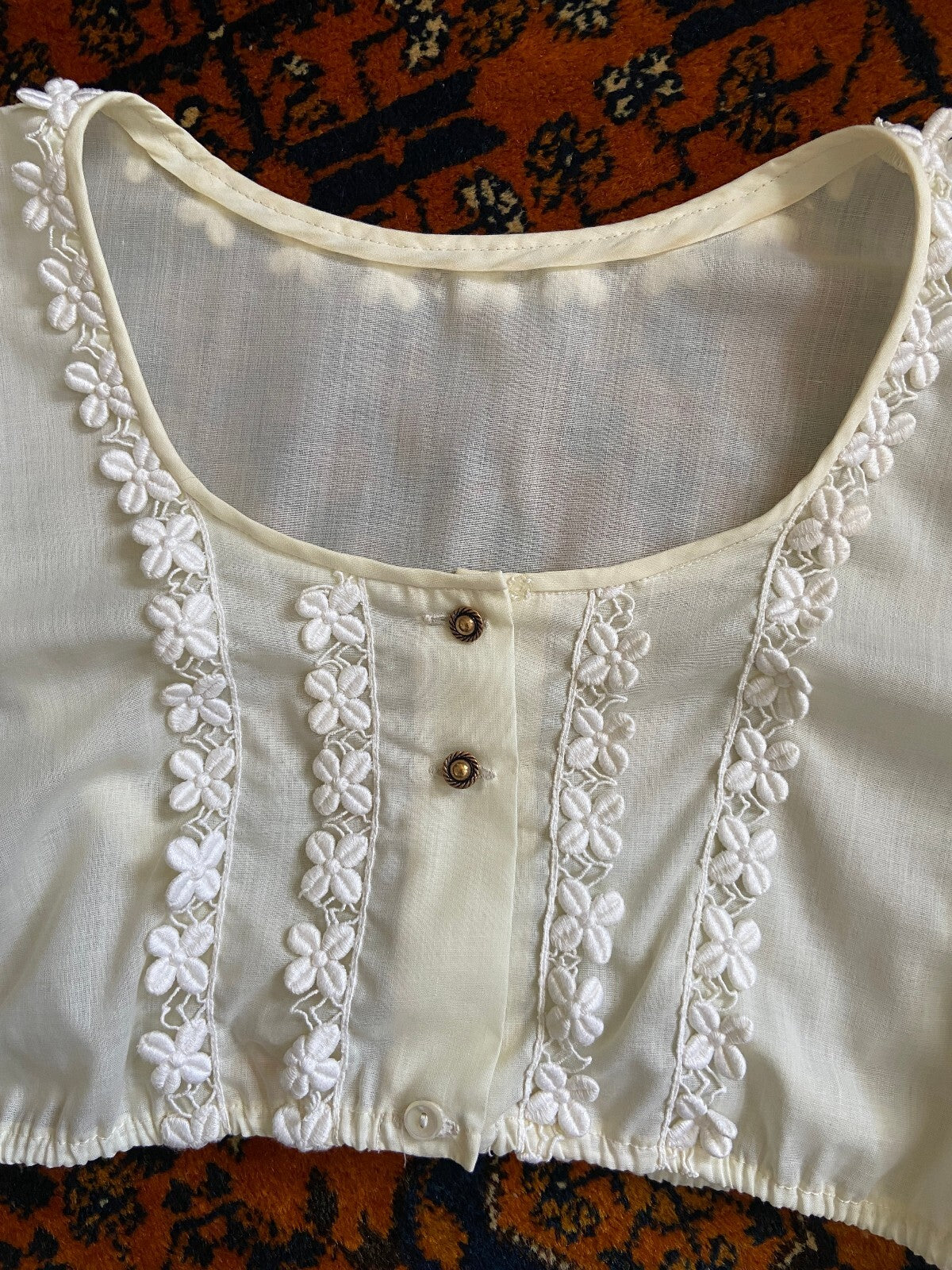 Vintage 1970s Pale Yellow Cropped Blouse