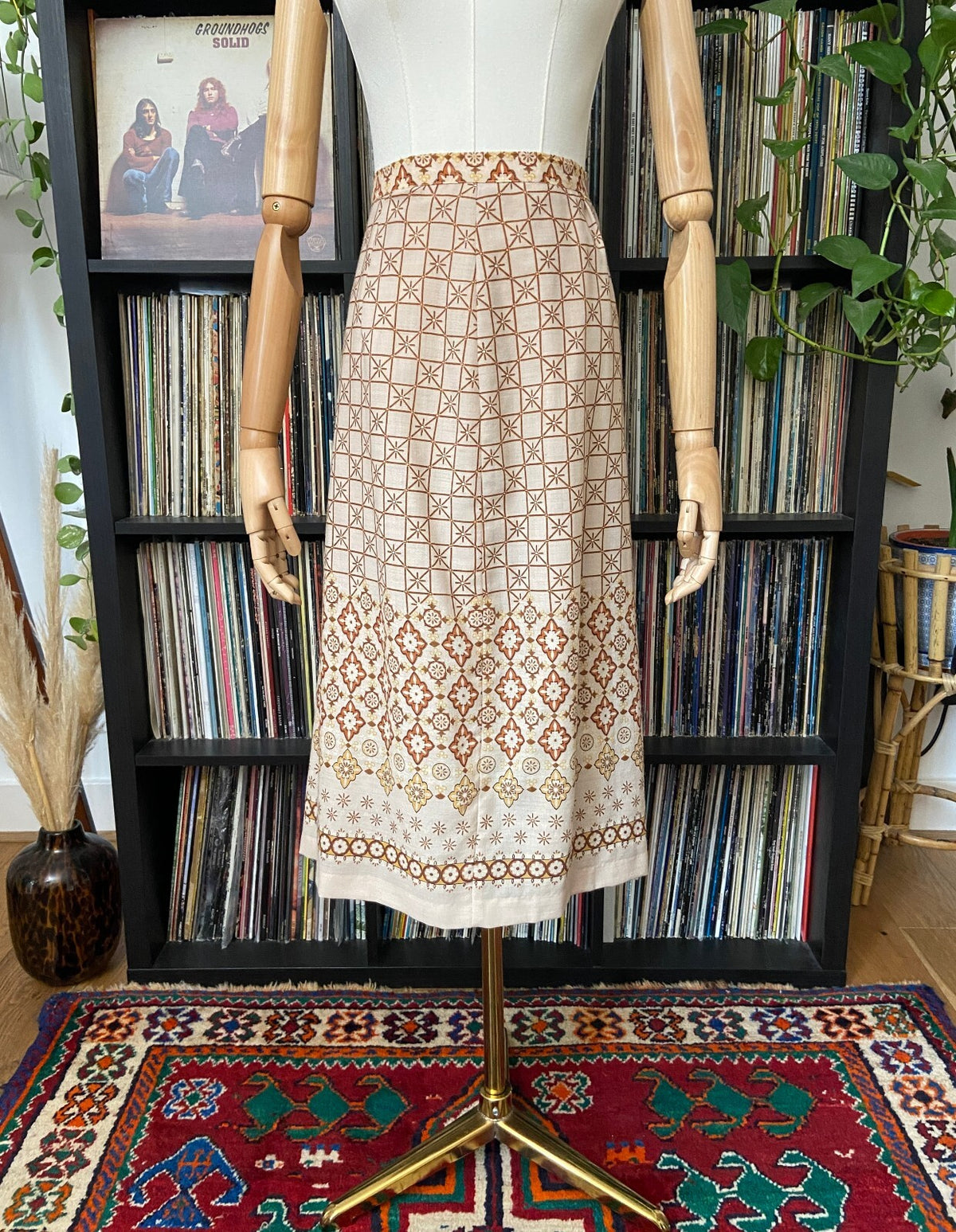 Vintage 1970s Beige Geometric Print Skirt