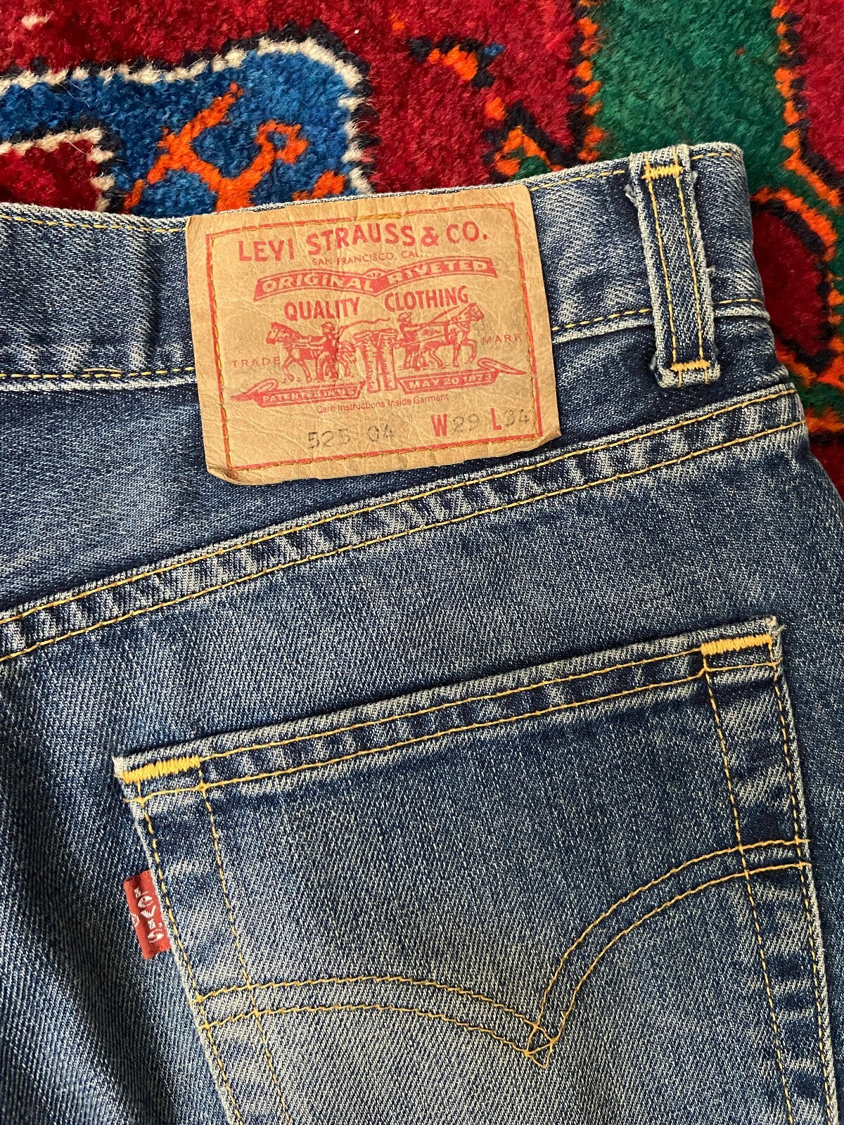 Vintage Y2K Levi's 525 Bootcut Flared Jeans W30