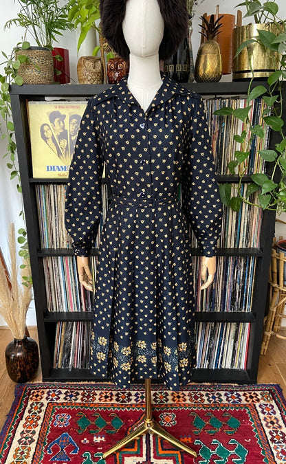 Vintage 1970s Navy Dagger Collar Blouse & Skirt Set