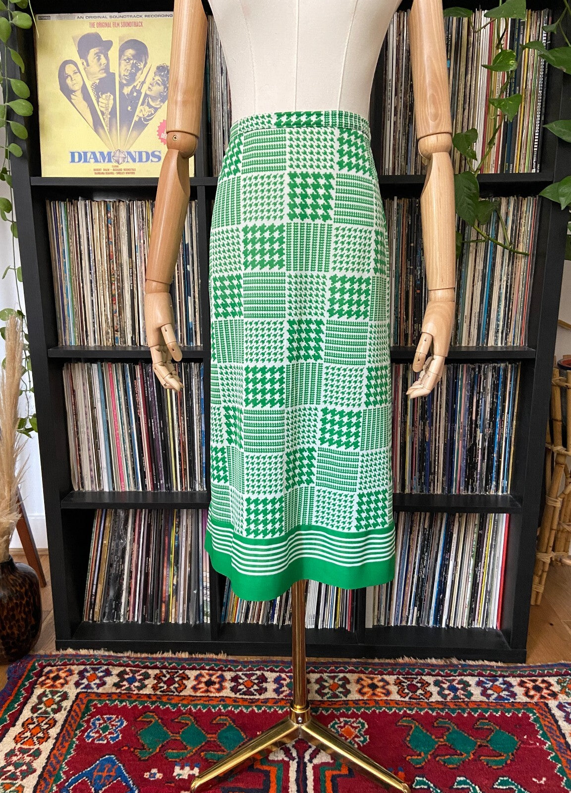 Vintage 1970s Green & White Houndstooth Skirt