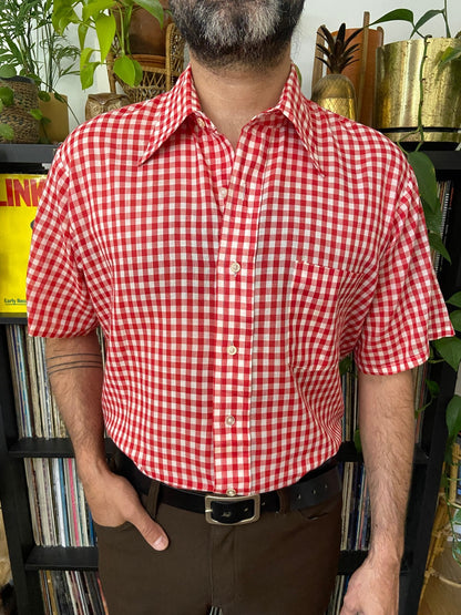 Vintage 1970s Red & White Dagger Collar Gingham Shirt