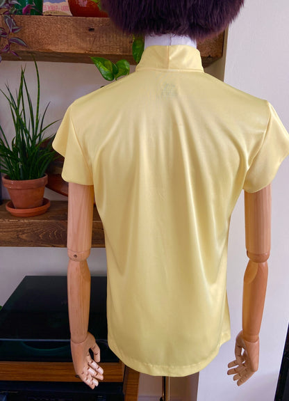 Vintage 1970s Pale Yellow Pussybow Blouse