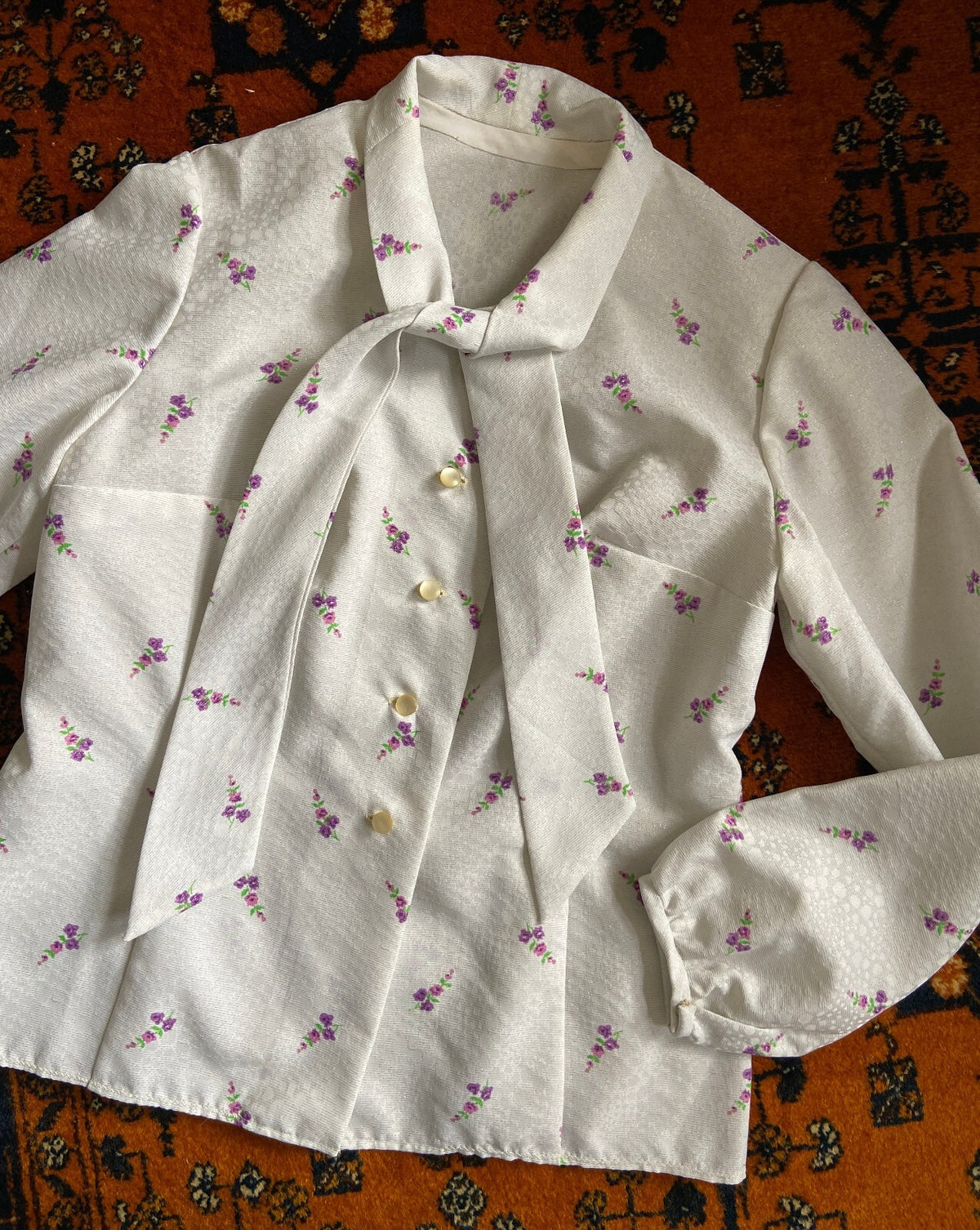 Vintage 1970s White & Silver Pussybow Blouse