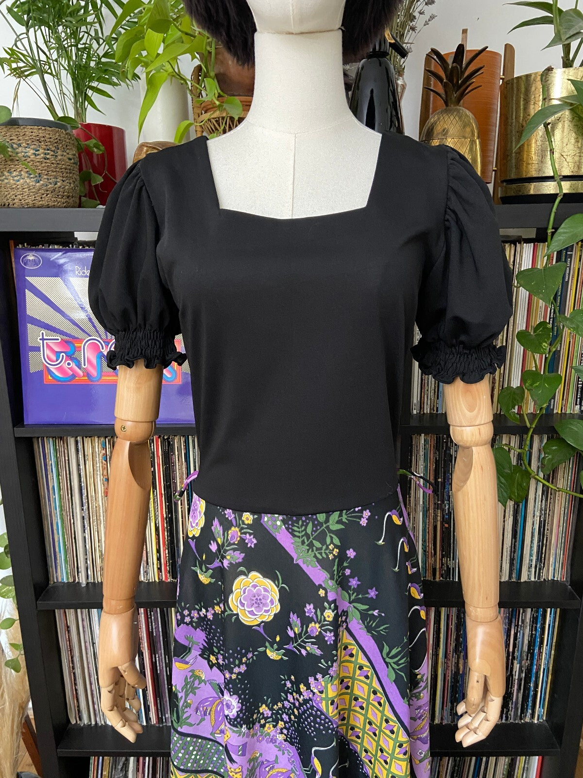 Vintage 1970s Black & Purple Dancer Print Maxi Dress