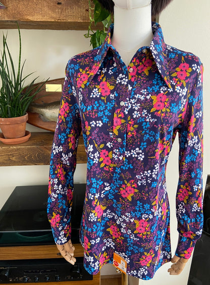 Vintage 1970s Deadstock Navy Floral Dagger Collar Top