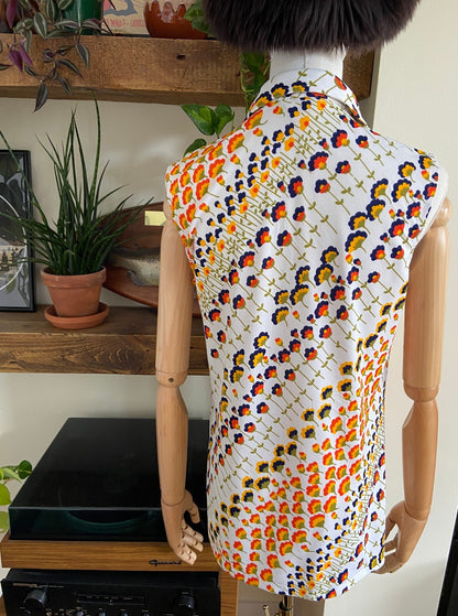Vintage 1970s Retro Floral Sleeveless Shirt