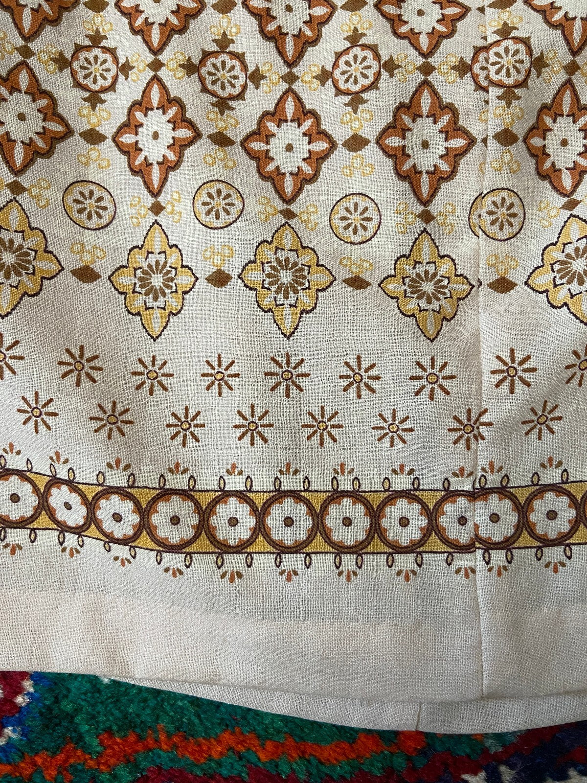 Vintage 1970s Beige Geometric Print Skirt