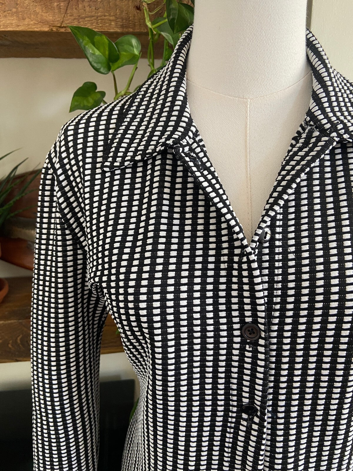 Vintage Italian Black & White Knit Shirt
