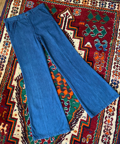 Vintage 1970s Denim Brutus Bellbottom Flared Jeans W35