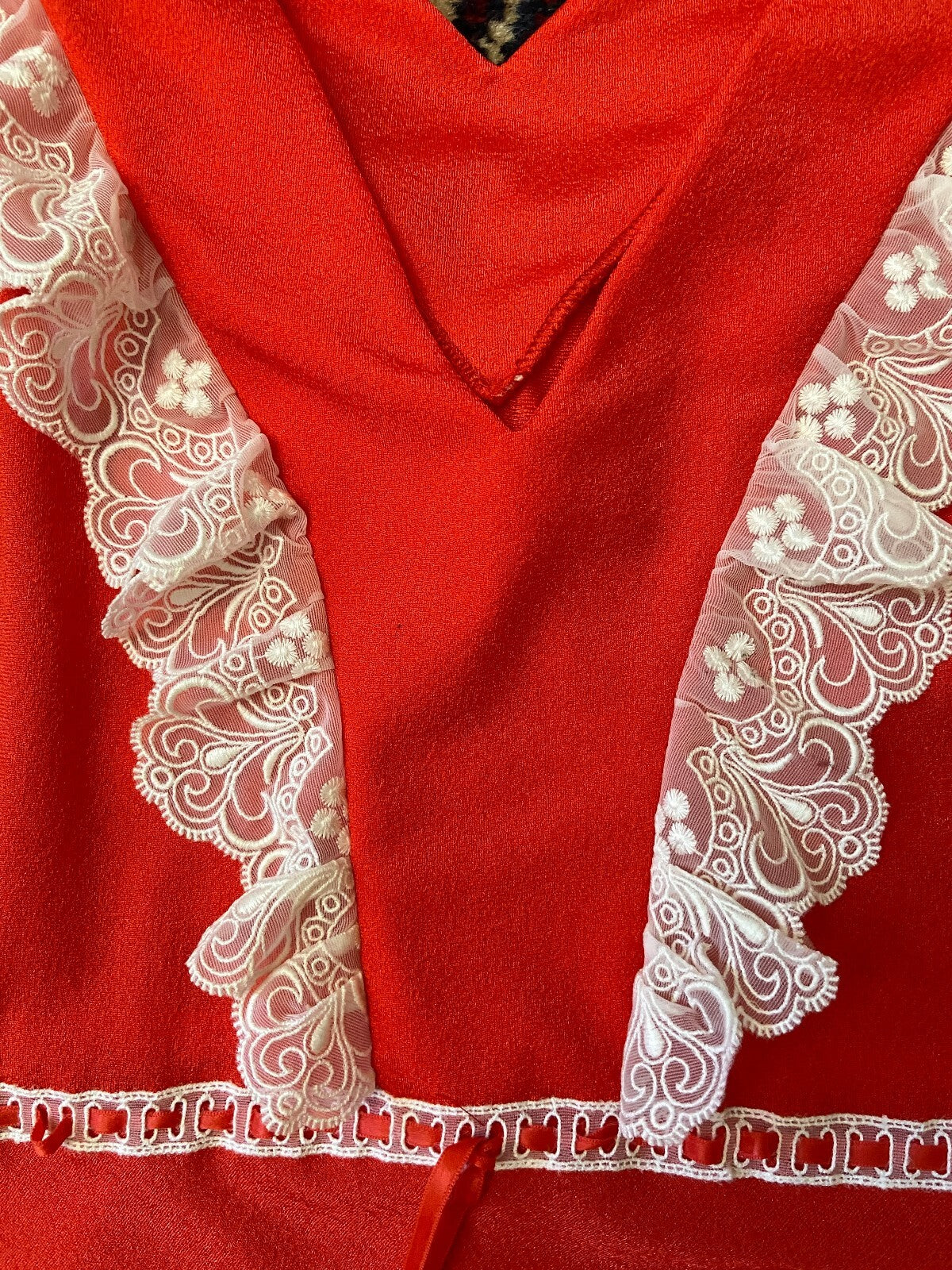 Vintage 1970s Lace Trim Night Dress