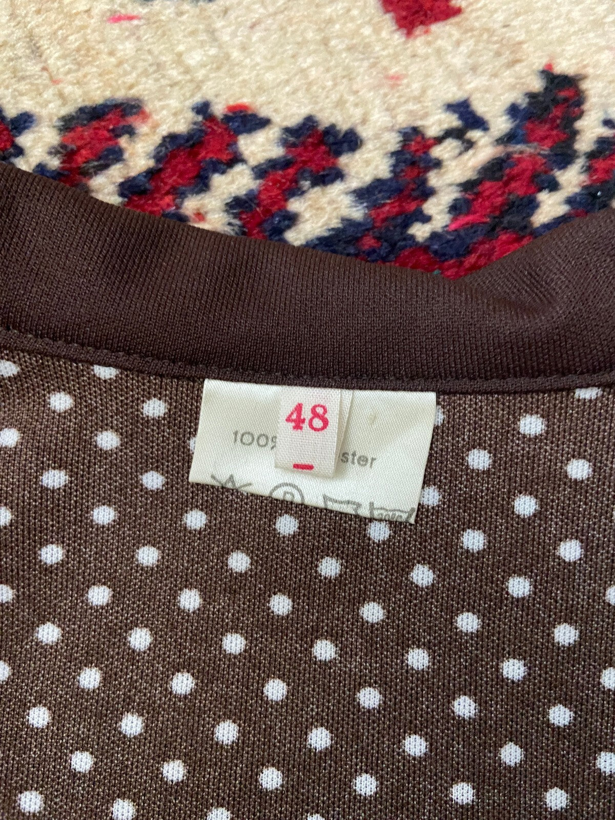 Vintage 1970s Brown Beagle Collar Top