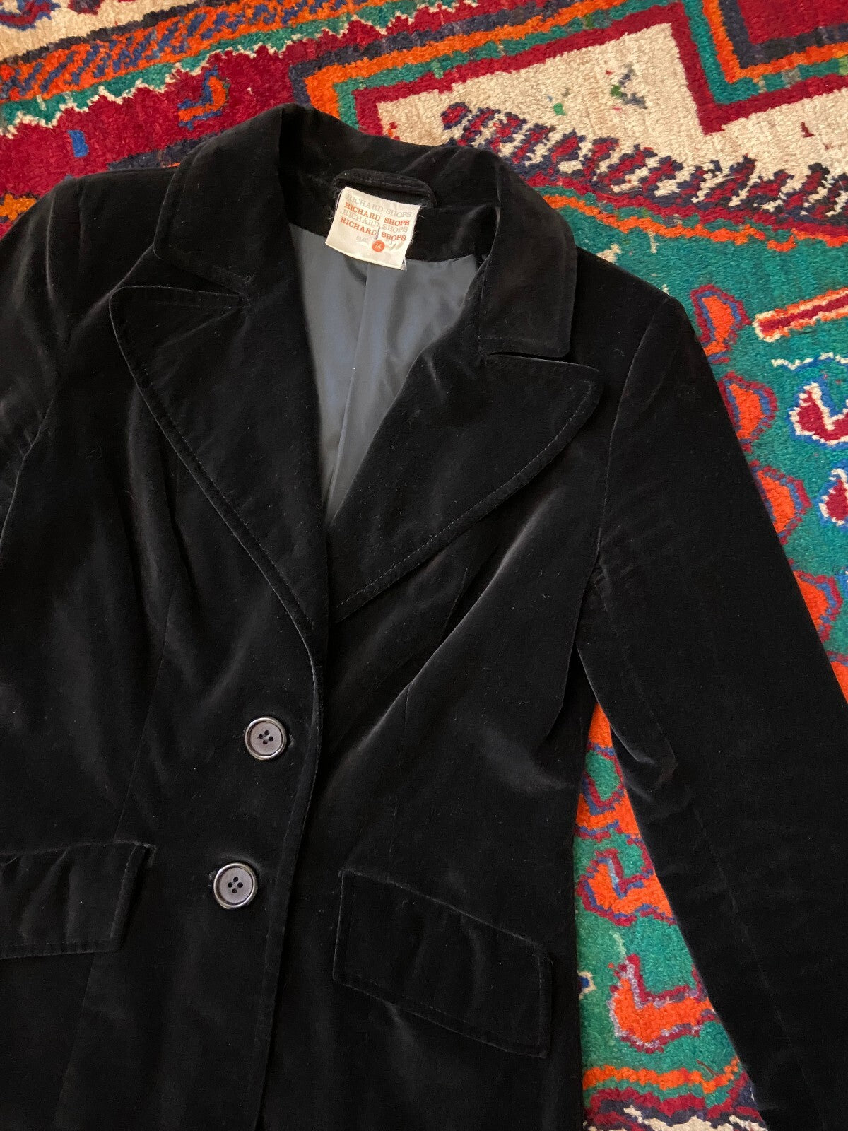 Vintage 1970s Black Richard Shops Velvet Blazer
