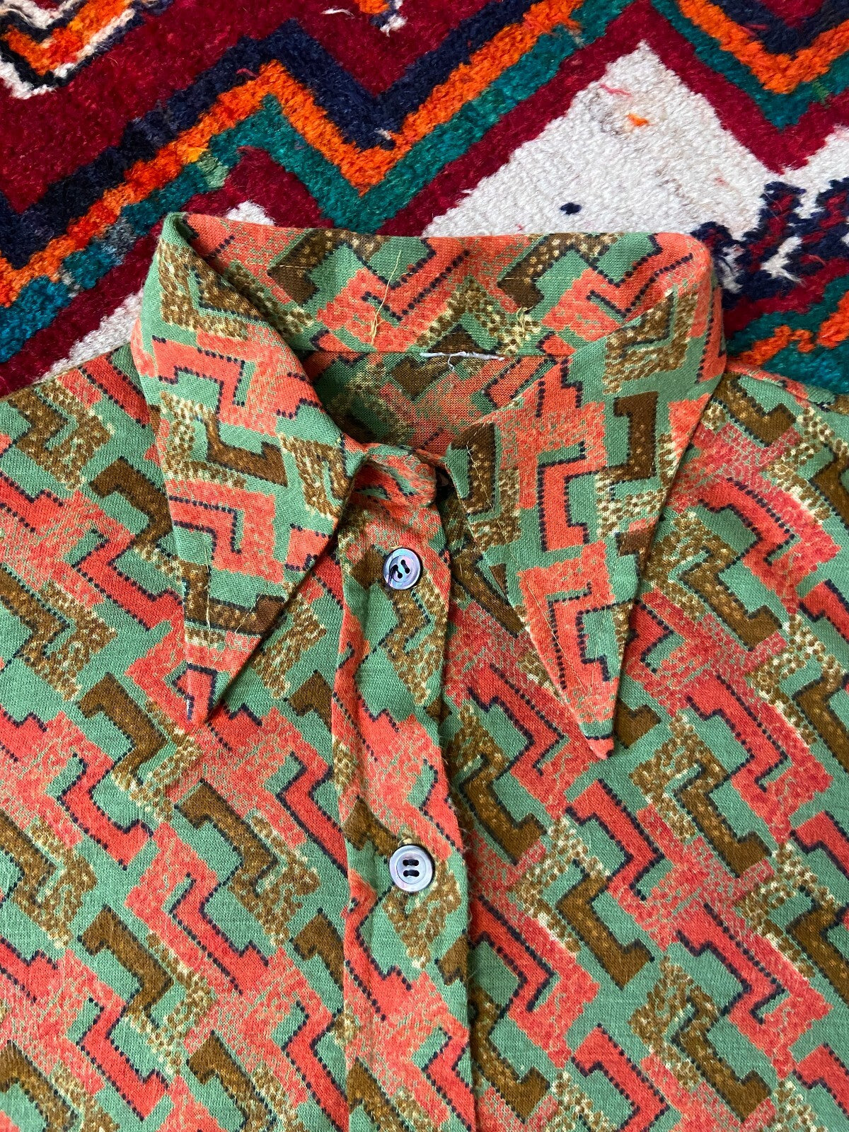 Vintage 1970s Green & Orange Print Dagger Collar Shirt