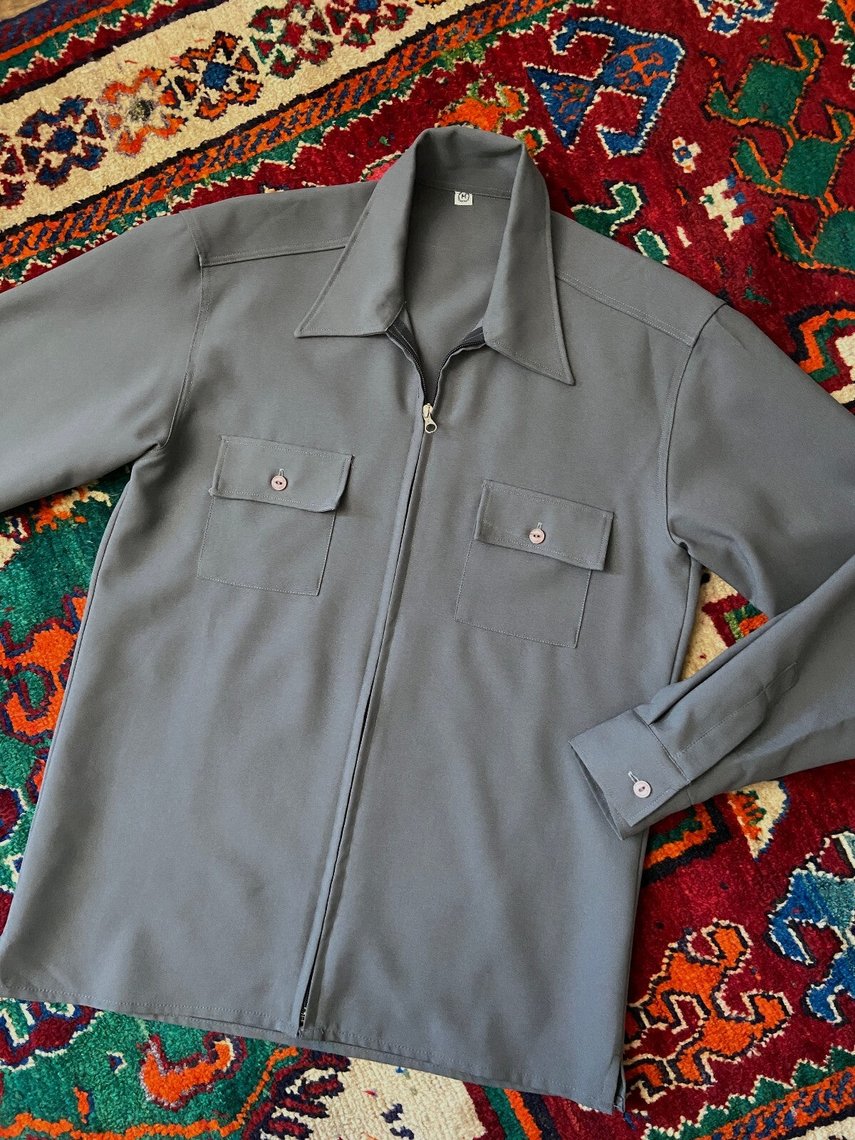 Vintage 1970s Grey Zip-Up Dagger Collar Shirt