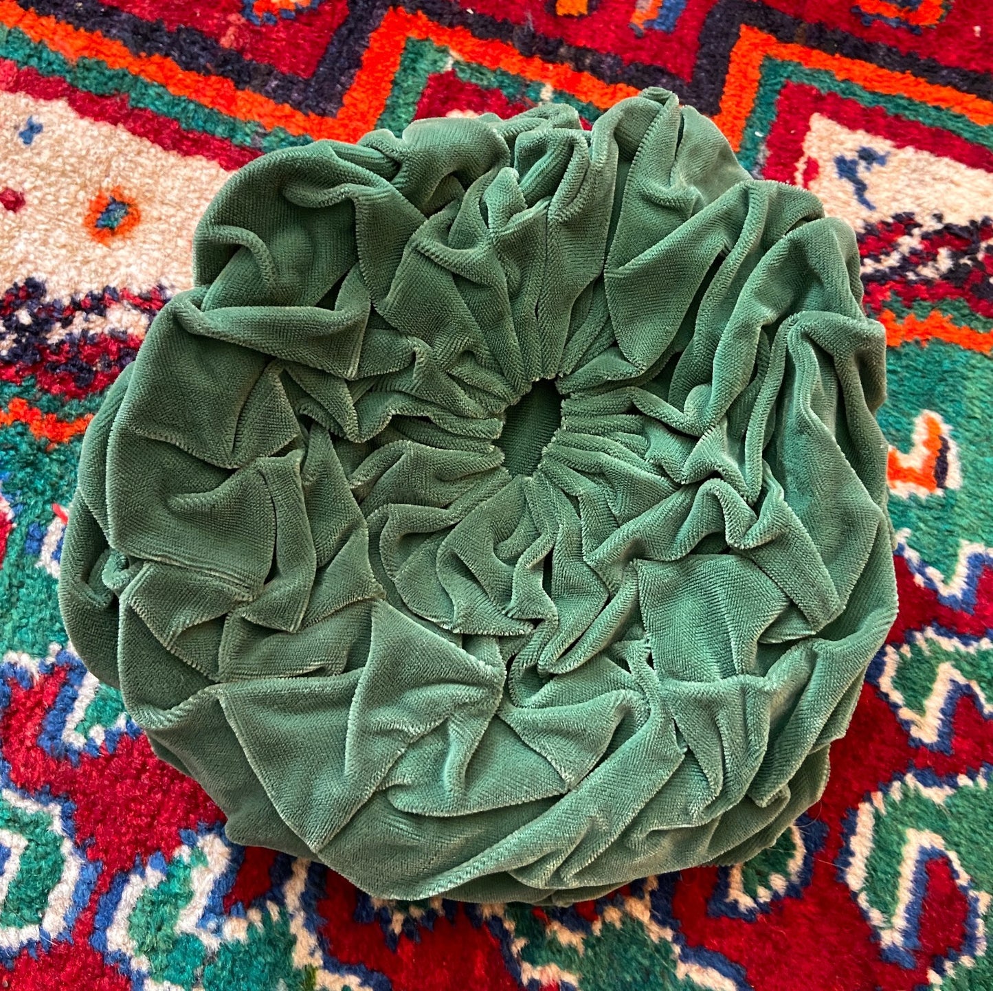 Vintage 1960s Green Velvet Turban Hat
